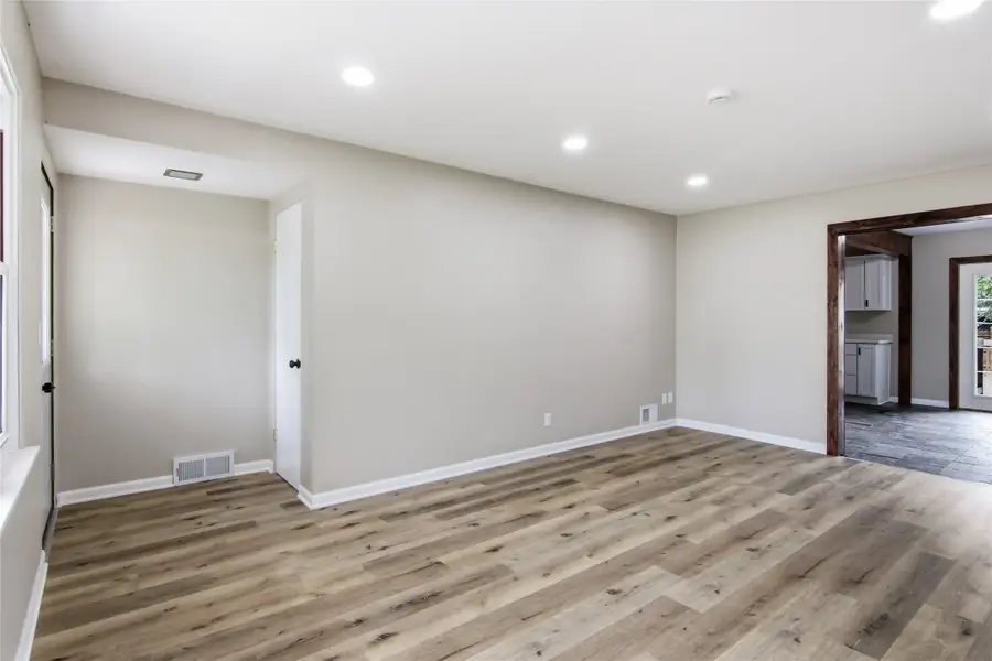 1616 Donald Avenue, Eau Claire, WI 54701 - #2