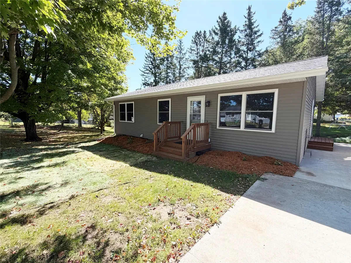 512 E Bracklin Street, Rice Lake, WI 54868 - #1