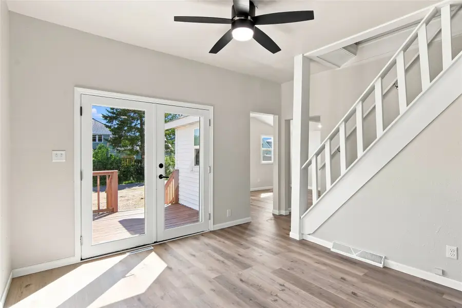 31 W Walnut Street, Chippewa Falls, WI 54729 - #2
