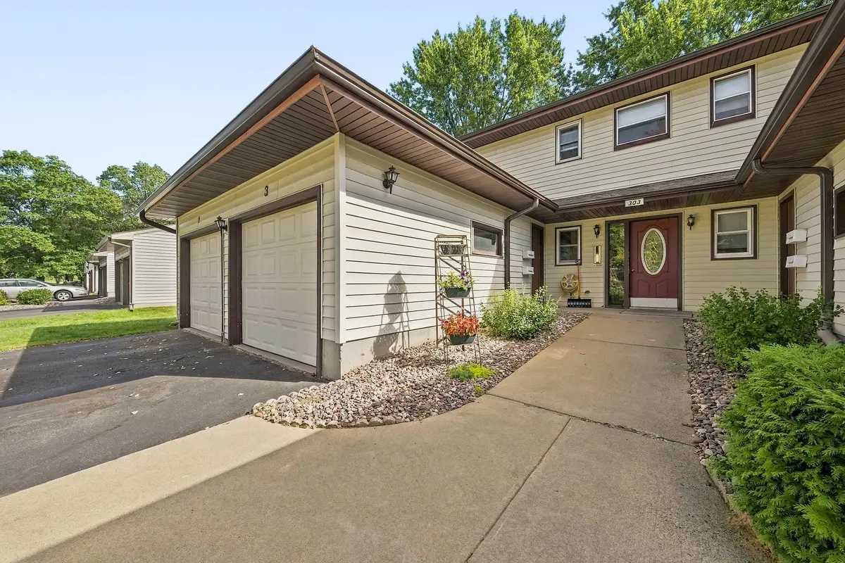 303 Harvest Lane #3, Altoona, WI 54720 - #1