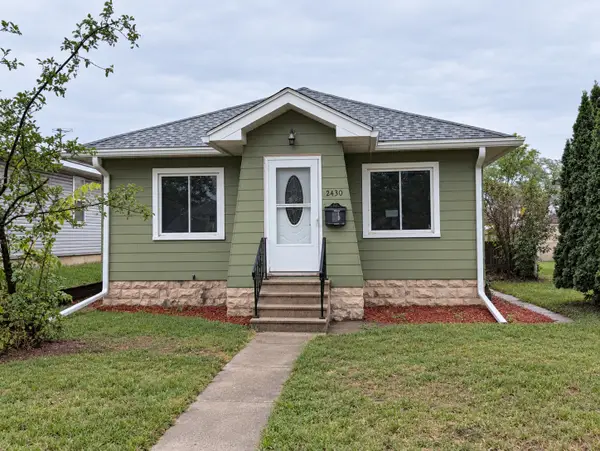 2430 Wood Street, La Crosse, WI 54603