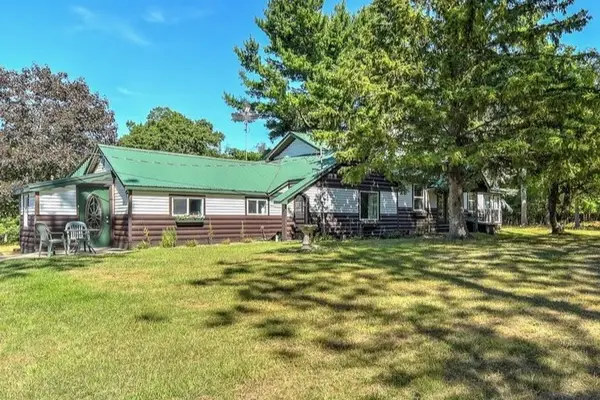 23860 Malone Road, Siren, WI 54872