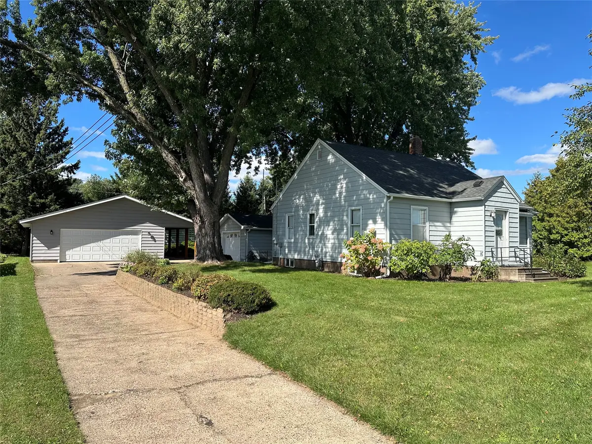 2741 Alpine Road, Eau Claire, WI 54703 - #1