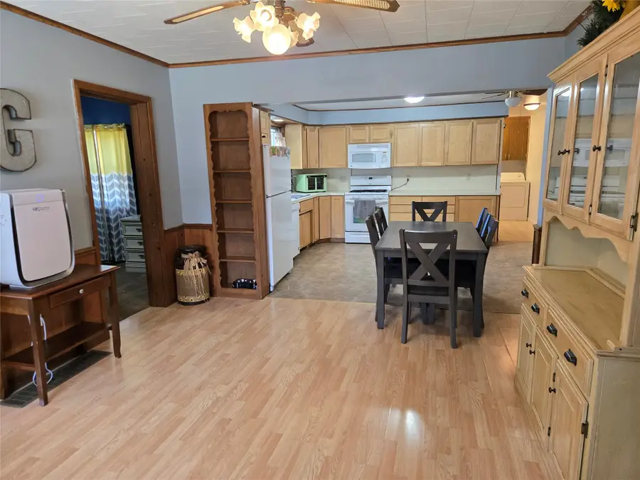 207 W 15th Street, Neillsville, WI 54456 - #3