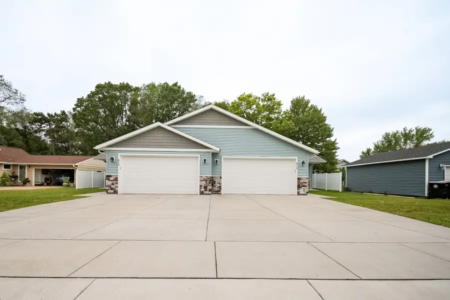 816 10th Street W #1-2, Altoona, WI 54720 - #2