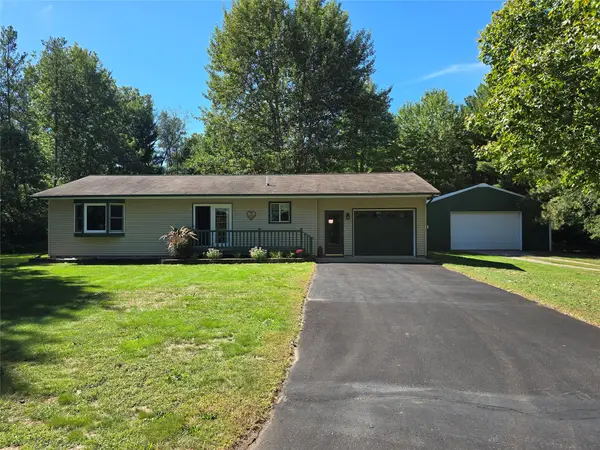 1877 Pinewood Avenue, Chetek, WI 54728
