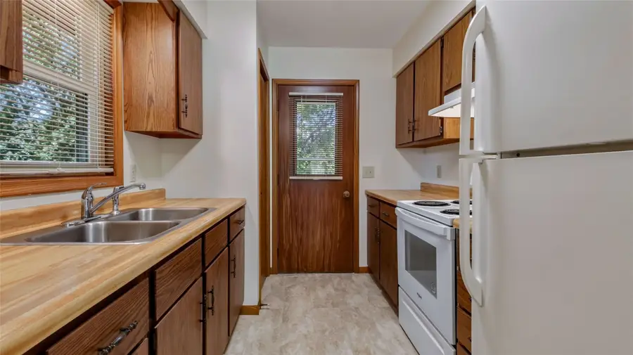 2810 & 2812 Hallie Lane #1 & 2, Eau Claire, WI 54703 - #3