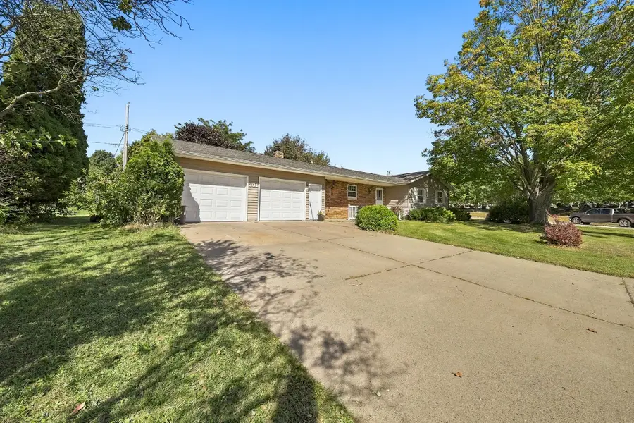 701 Leonard Drive, Eau Claire, WI 54703 - #2