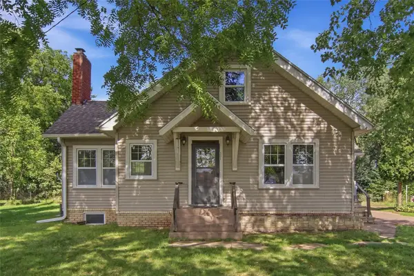 515 12th Avenue W, Menomonie, WI 54751