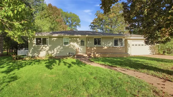 216 17th Street Ne, Menomonie, WI 54751