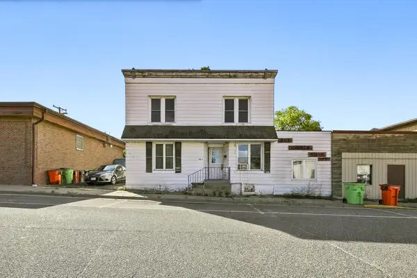 110 E 4th Avenue #1-3, Stanley, WI 54768