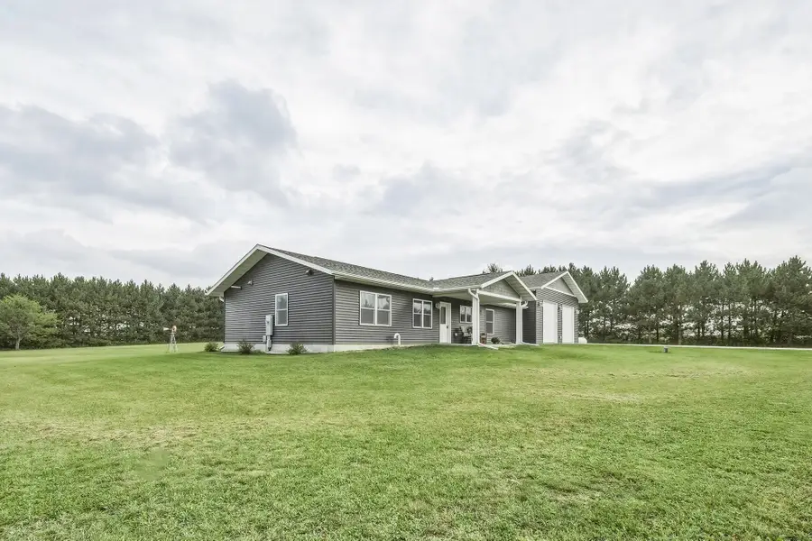 S7867 Windmill Drive, Augusta, WI 54722 - #3
