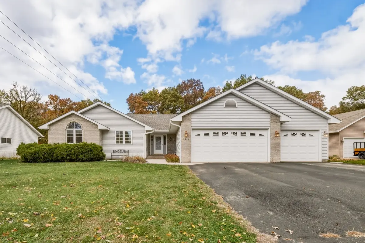 2014 Glenwood Avenue, Eau Claire, WI 54703 - #1