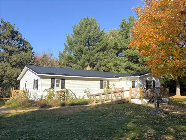 N9301 E Snow Creek Road, Merrillan, WI 54754