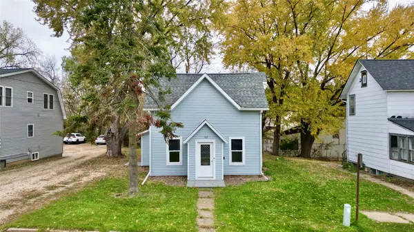 107 4th Street W, Menomonie, WI 54751