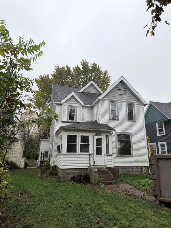 421 Hudson St, Eau Claire, WI 54703