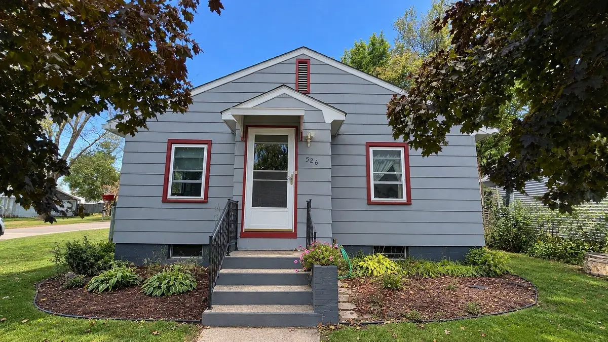 526 Cedar Street, Eau Claire, WI 54703 - #1