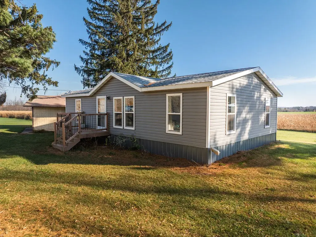 933 11th Street, Dallas, WI 54733 - #1