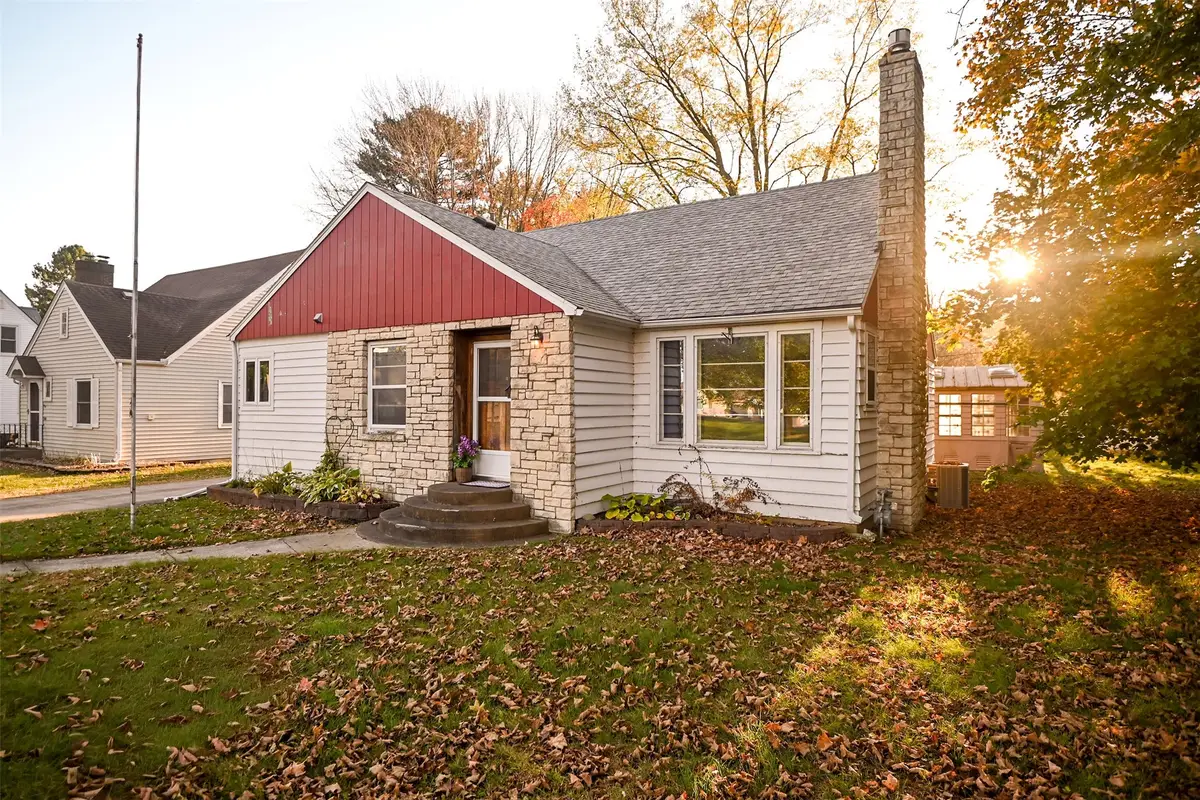 843 Hopwood Avenue, Menomonie, WI 54751 - #1