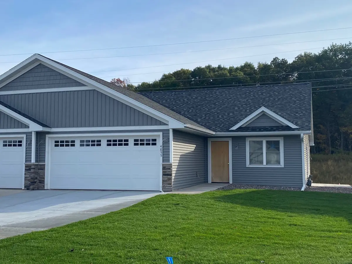 5027 Maple Leaf Path, Eau Claire, WI 54703 - #1