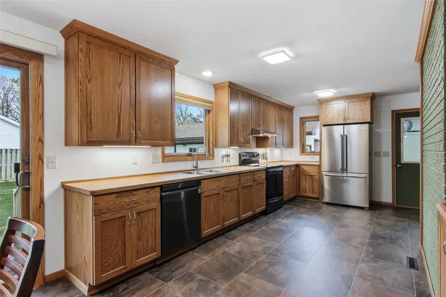 2859 Mercury Avenue, Eau Claire, WI 54703 - #2