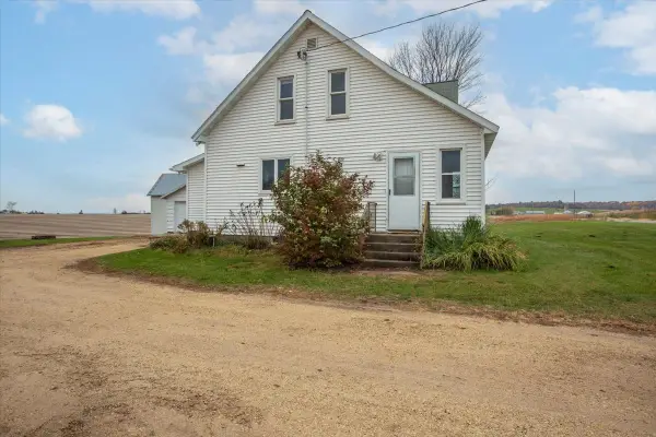 4082 E County Road Y, Eau Galle, WI 54737