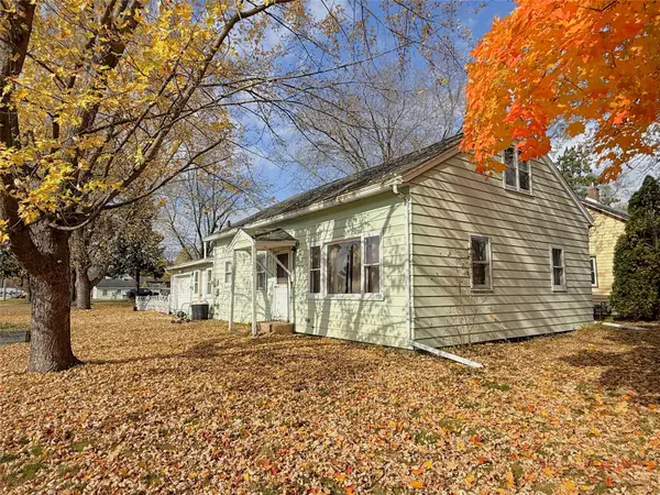 124 Washington St., Black River Falls, WI 54615