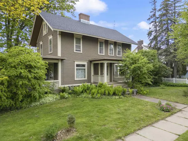 300 S VINE AVENUE, Marshfield, WI 54449