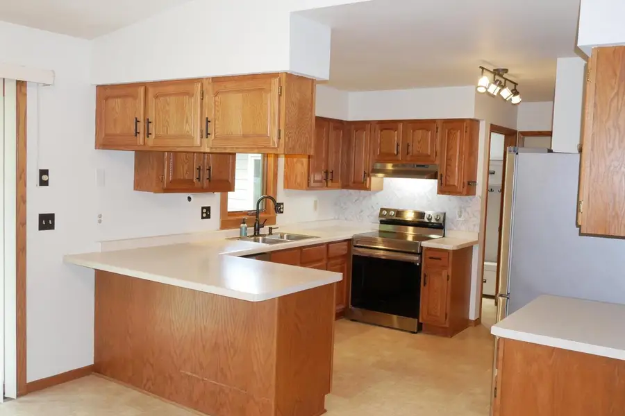 549 ZIRNGIBLE CIRCLE, Medford, WI 54451 - Image #2
