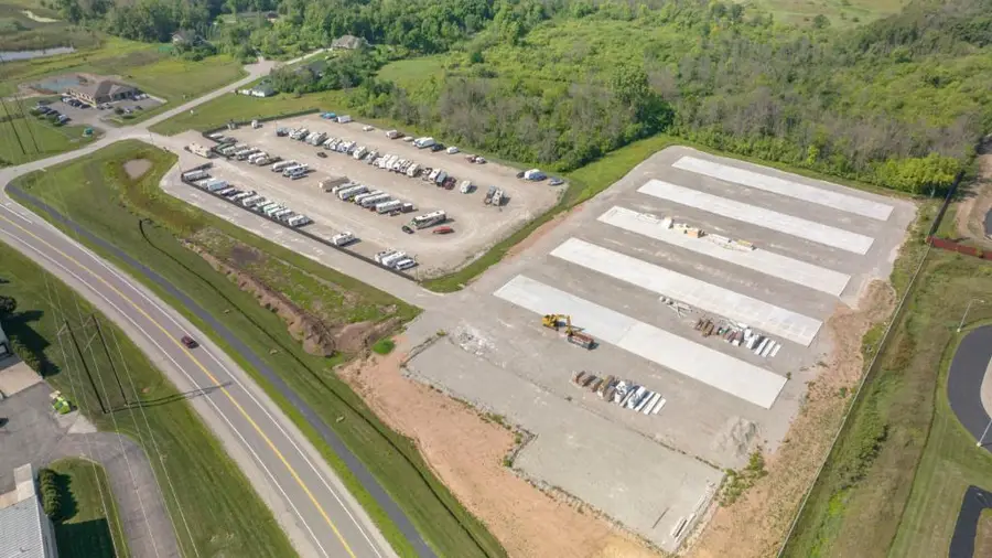 187 ROCKWOOD LANE, Neenah, WI 54956 - Image #2