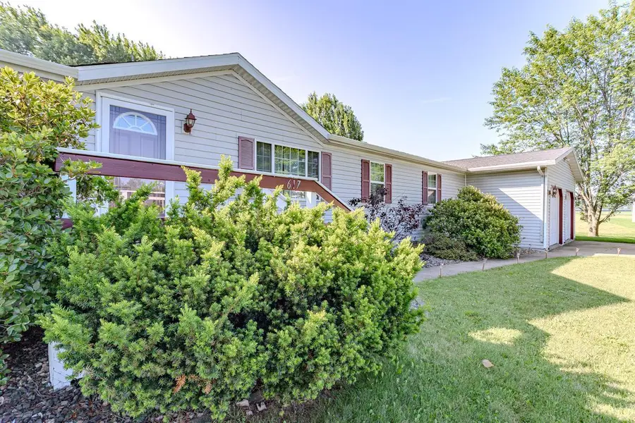 617 KREUTZER STREET, Athens, WI 54411 - Image #3