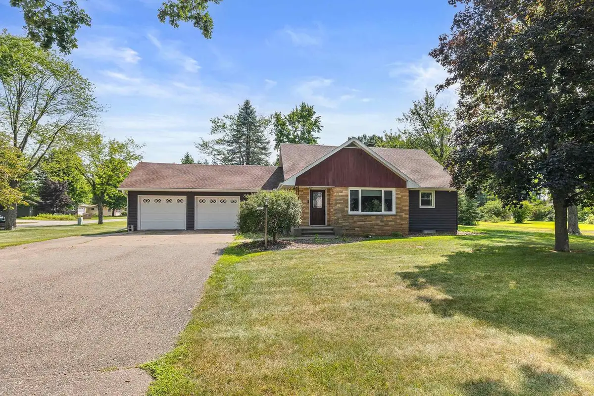 223 GREEN AVENUE NORTH, Stevens Point, WI 54481 - Image #1