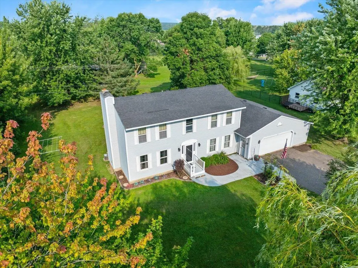 211 N 5TH AVENUE, Abbotsford, WI 54405 - Image #1