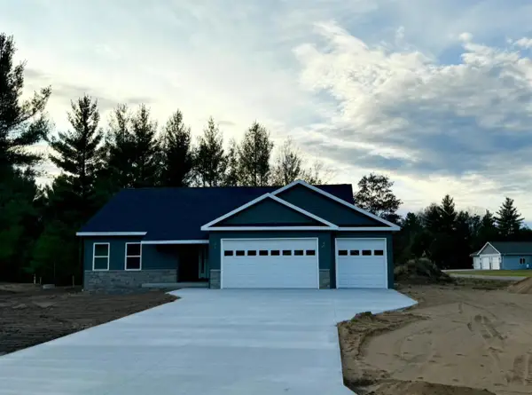 4910 PINE NEEDLE WAY, Wisconsin Rapids, WI 54494