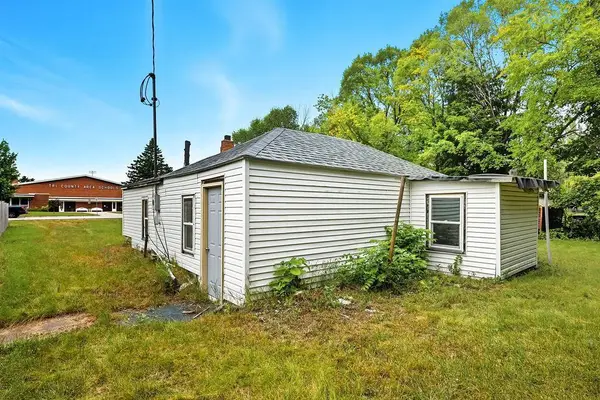 300 S WEST STREET, Plainfield, WI 54966