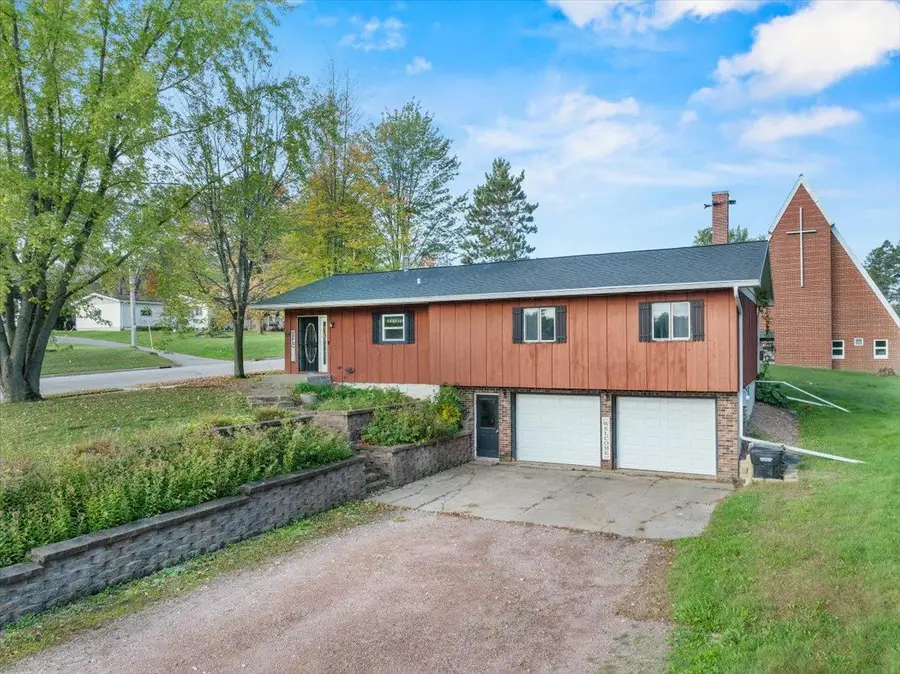 104 W BEGLEY STREET, Greenwood, WI 54437 - Image #3