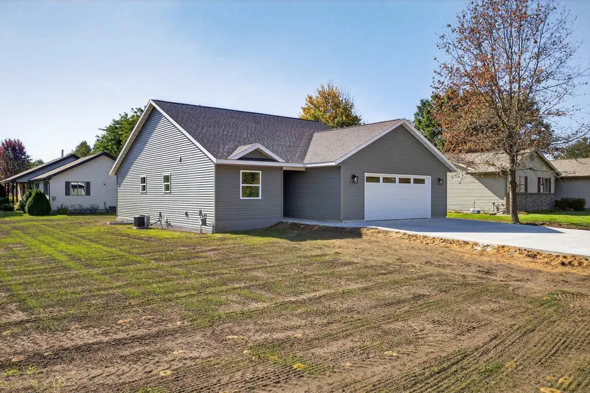 1530 HUNTINGTON AVENUE, Wisconsin Rapids, WI 54494 - Image #1