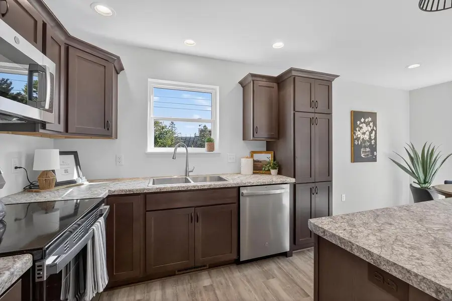 1530 HUNTINGTON AVENUE, Wisconsin Rapids, WI 54494 - Image #3