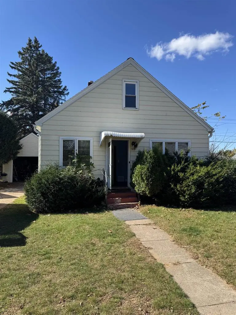 706 N 9TH AVENUE, Wausau, WI 54401 - Image #1