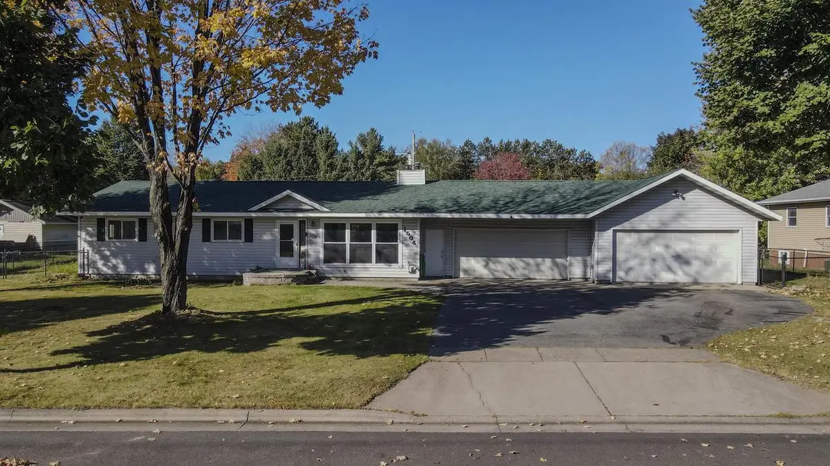 1504 N 15TH AVENUE, Wausau, WI 54401 - Image #1
