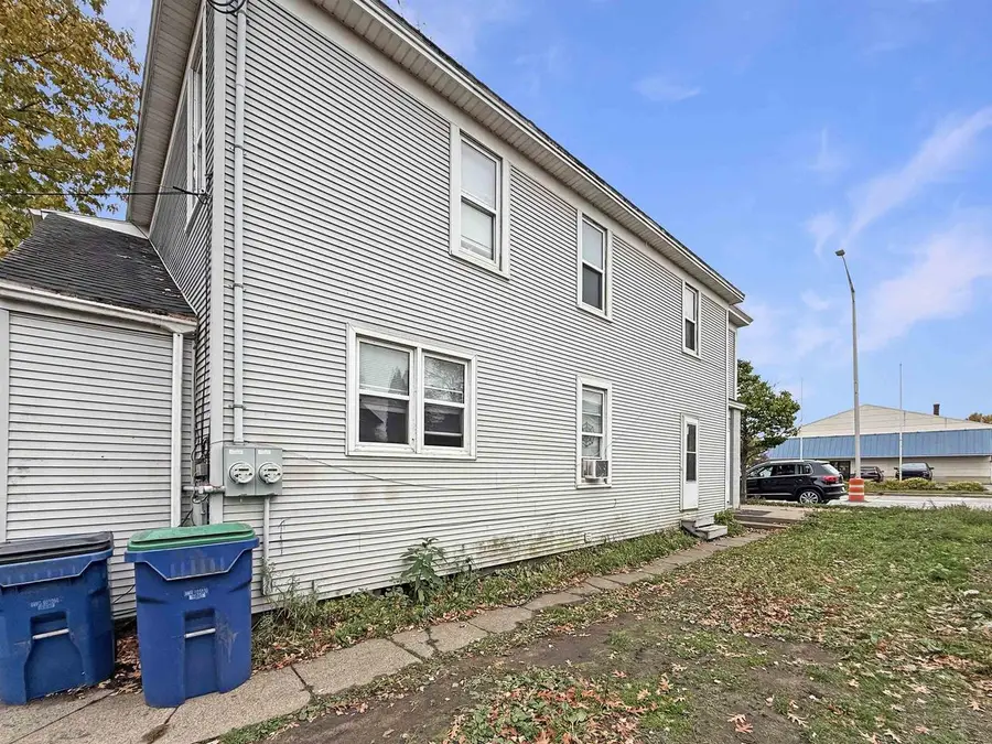823 S 3RD AVENUE, Wausau, WI 54401 - Image #2