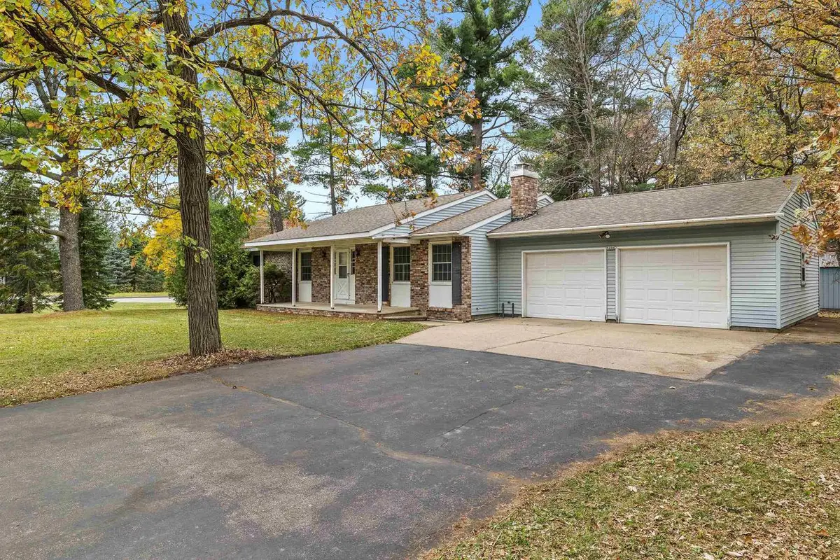5206 FOREST CIRCLE NORTH, Stevens Point, WI 54481 - Image #1