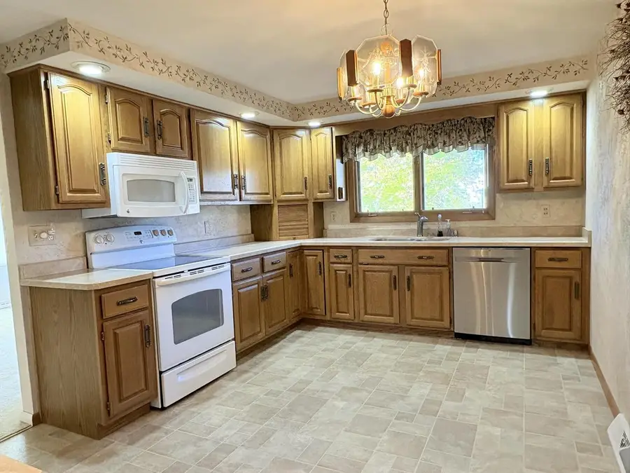 421 19TH AVENUE SOUTH, Wisconsin Rapids, WI 54495 - Image #3