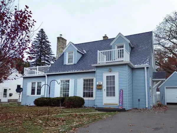 223 S SUPERIOR STREET, Antigo, WI 54409
