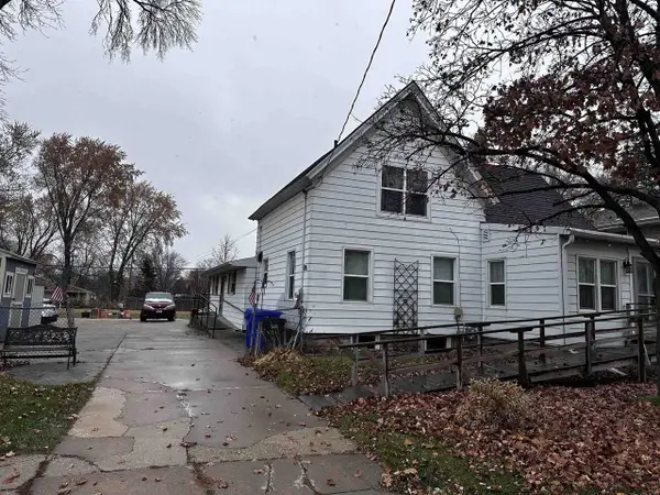 218 E CALUMET STREET, Appleton, WI 54915