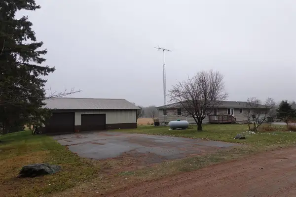 1247 N OAK ROAD, Stevens Point, WI 54481