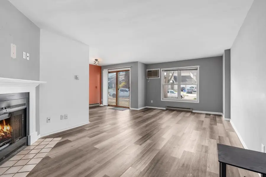 6710 PARK RIDGE DRIVE #Unit B, Madison, WI 53719 - Image #3