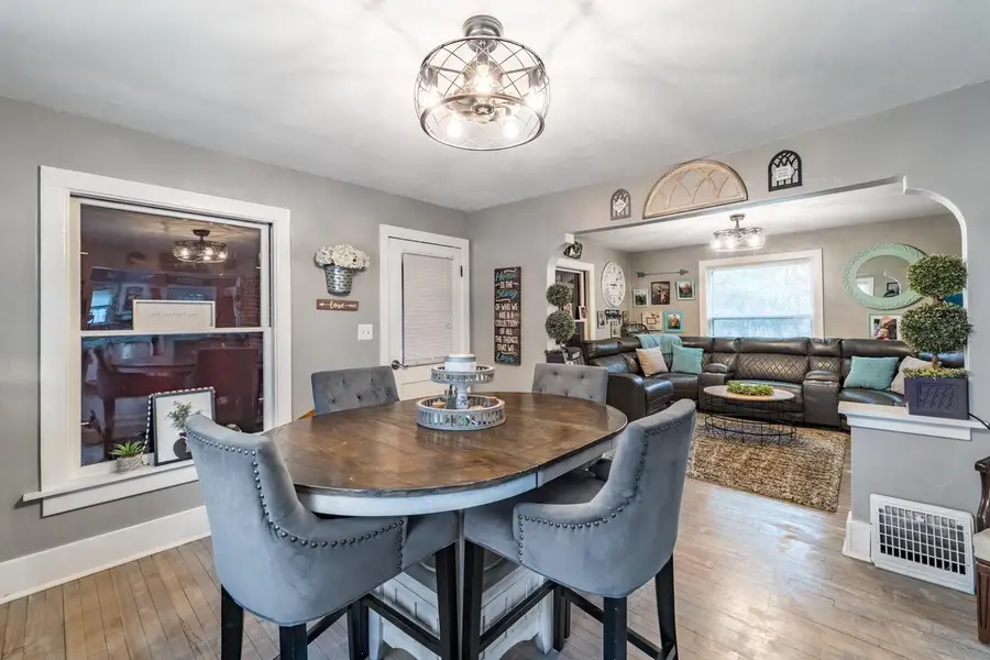 1303 E WAUSAU AVENUE, Wausau, WI 54403 - Image #3