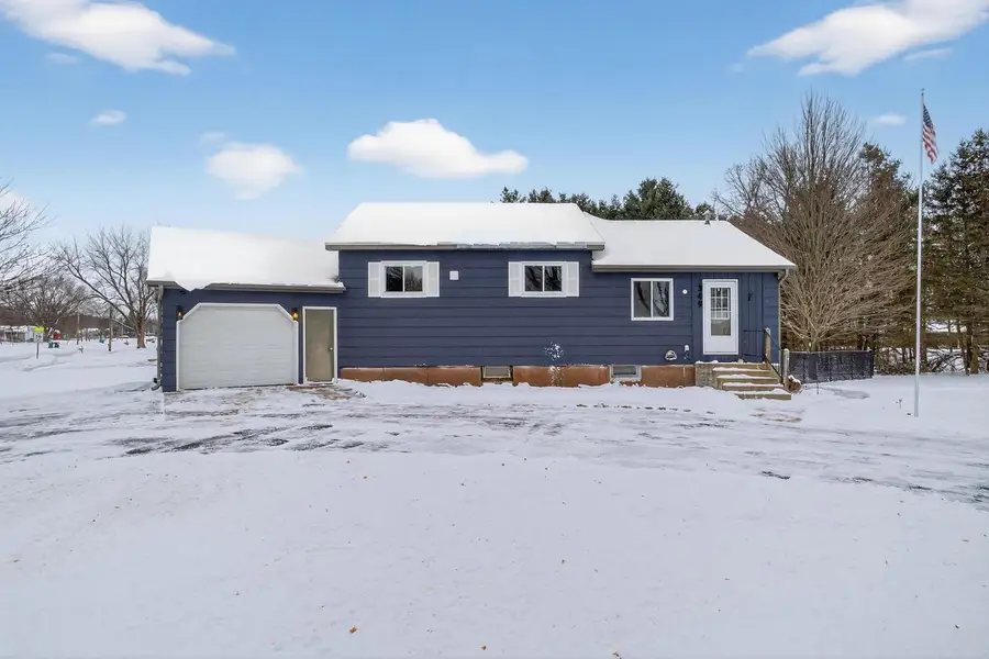 349 CRESTVIEW LANE, Nekoosa, WI 54457 - Image #2