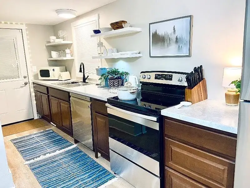 1019 N 8TH AVENUE, Wausau, WI 54401 - Image #2